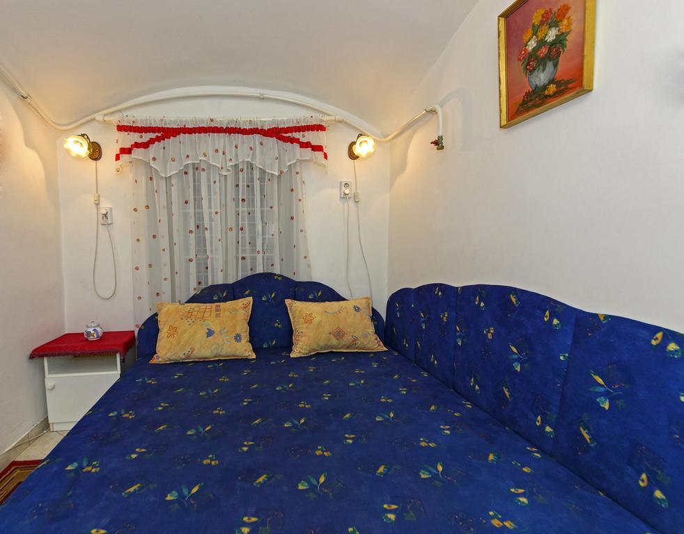 Barokk Vendeghaz Hotell Eger Rum bild