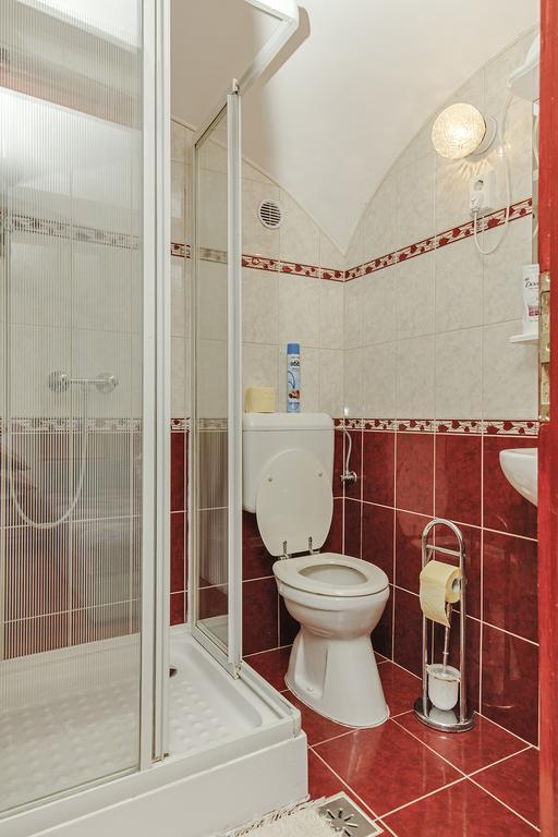 Barokk Vendeghaz Hotell Eger Exteriör bild