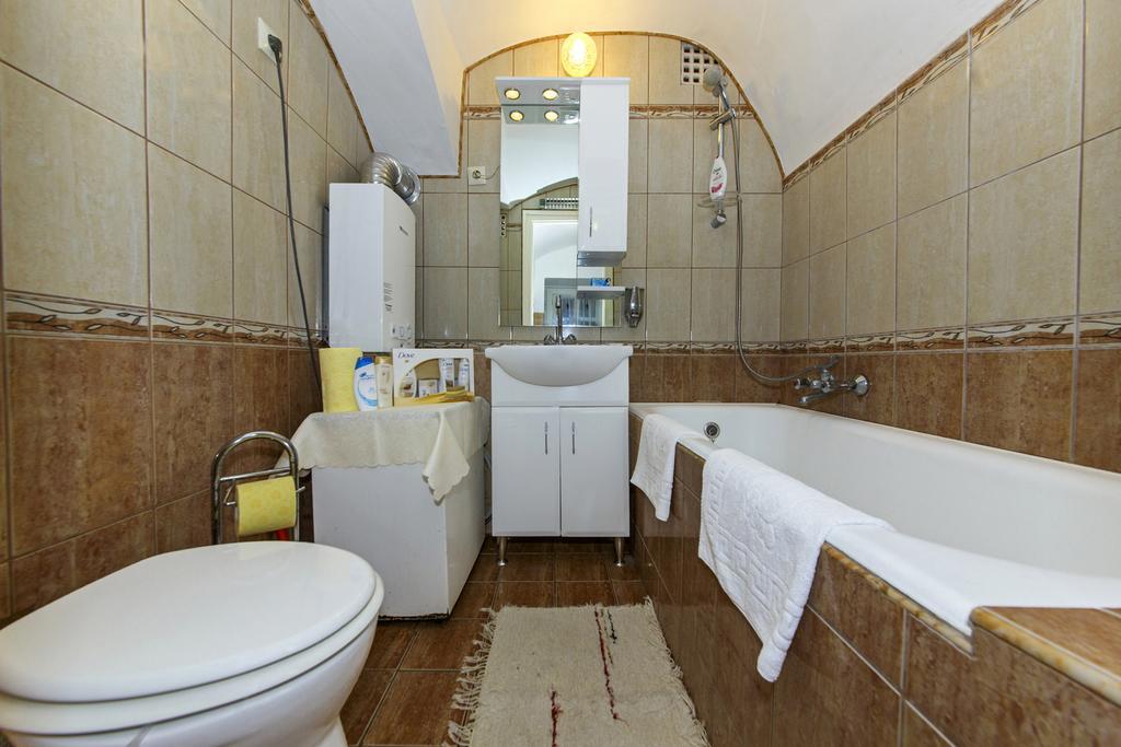 Barokk Vendeghaz Hotell Eger Exteriör bild
